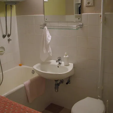 Апартаменти With Wifi - 11312 *